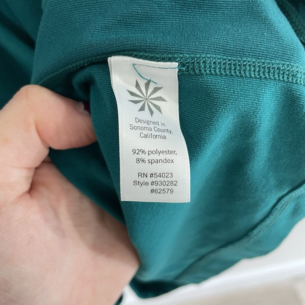 Athleta queen lucious Teal Blue Floral Long Sleeve Stretchy Athletic Top Size M - Picture 4 of 5